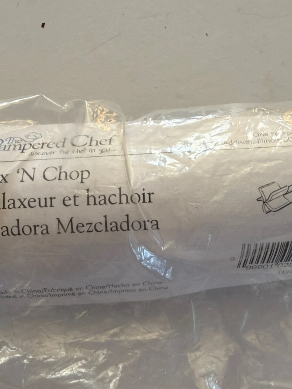 The Pampered Chef Black Mix 'N' Chop